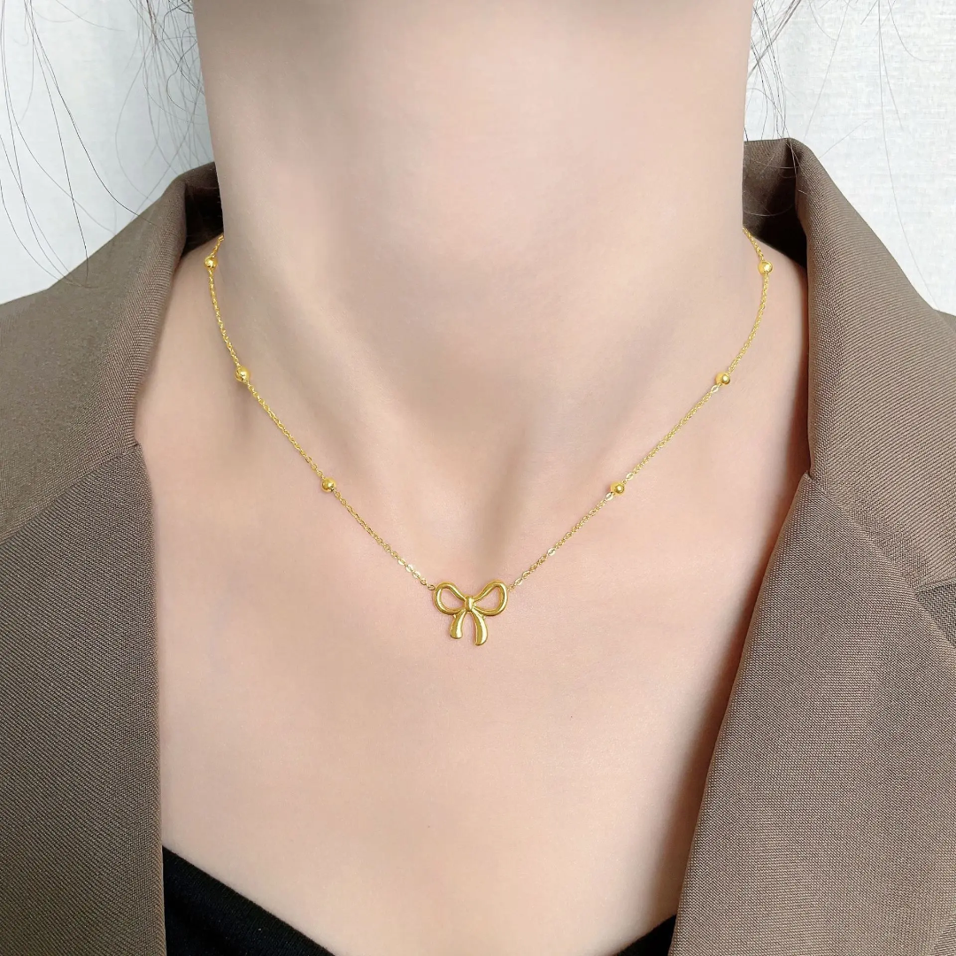 🧸 Coffret Ourson Rouge & Collier Nœud Doré